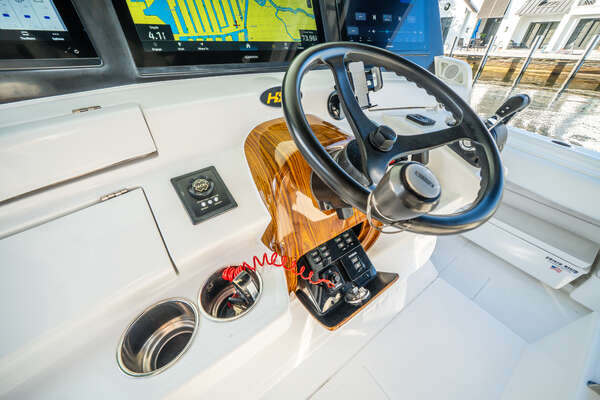 HCB 53 Suenos Yacht For Sale