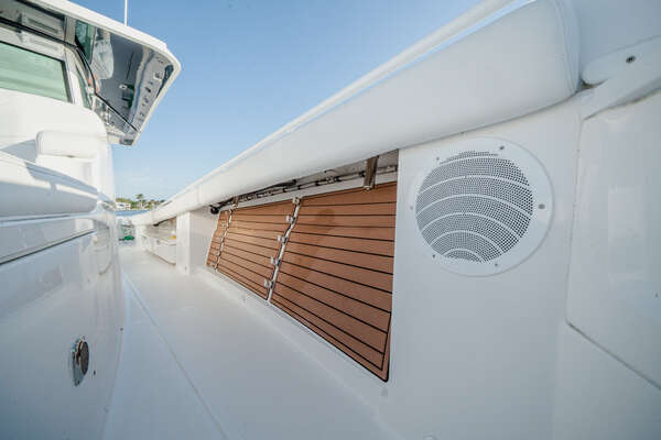 HCB 53 Suenos Yacht For Sale