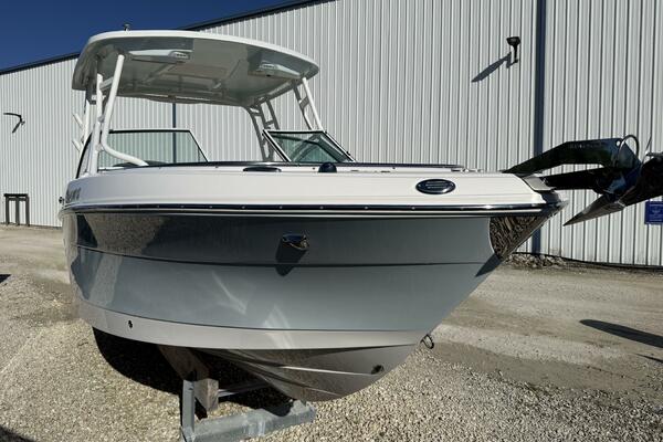 Pilar 24ft Robalo Yacht For Sale