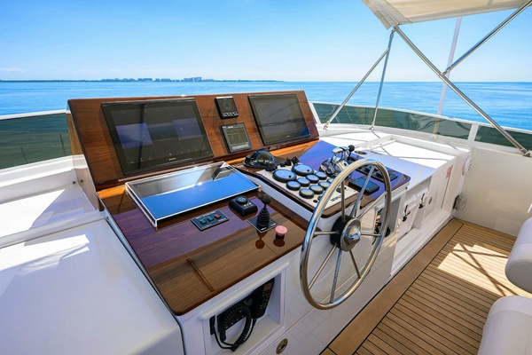 AVENTURER 85ft Jongert Yacht For Sale
