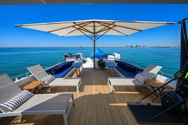 AVENTURER 85ft Jongert Yacht For Sale