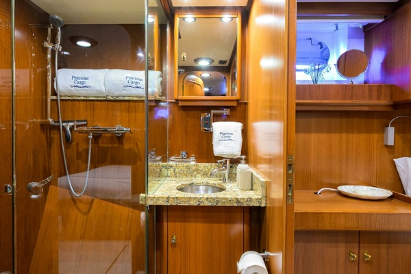 AVENTURER 85ft Jongert Yacht For Sale