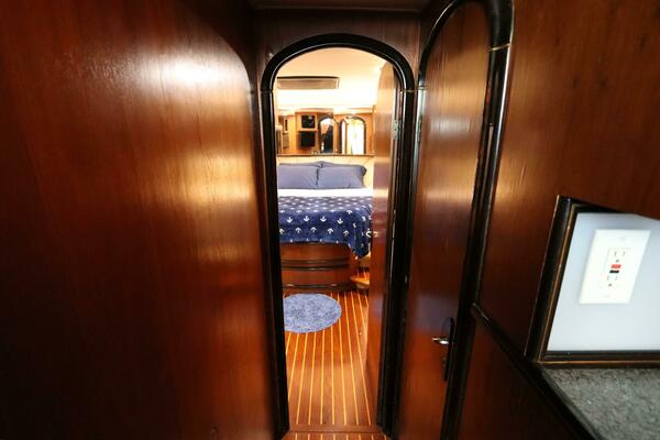 48ft Spectrum Yacht For Sale