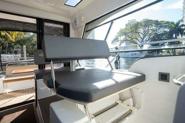 2021 Beneteau 27