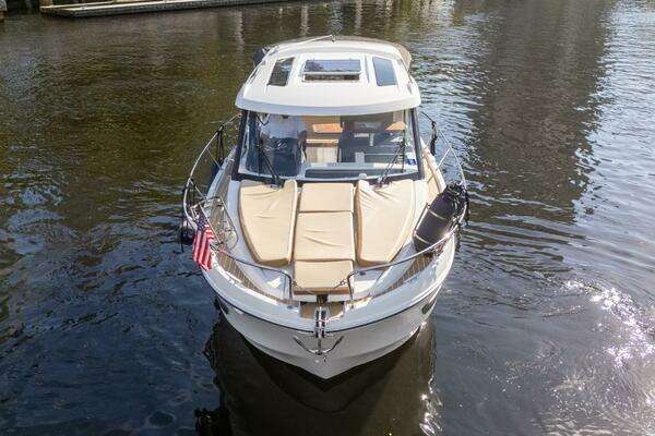 2021 Beneteau 27
