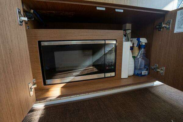 2021 Beneteau 27
