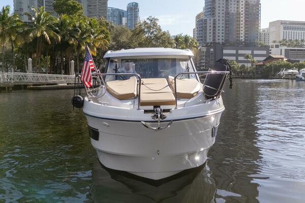 27ft Beneteau Yacht For Sale