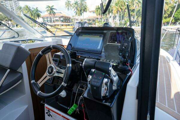 2021 Beneteau 27