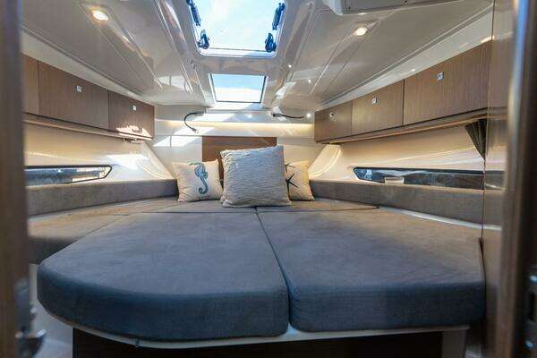 2021 Beneteau 27