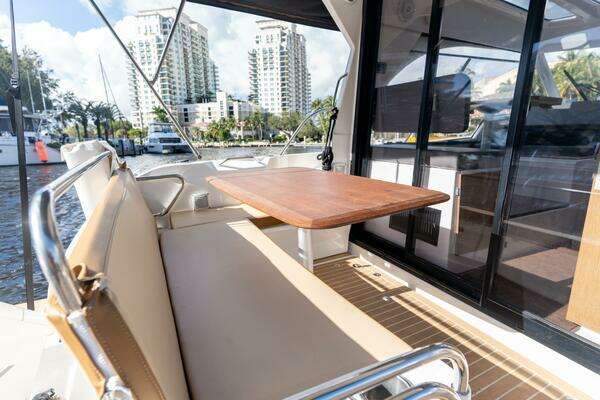 2021 Beneteau 27