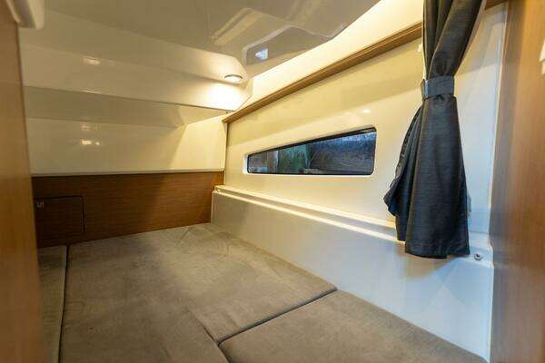 2021 Beneteau 27