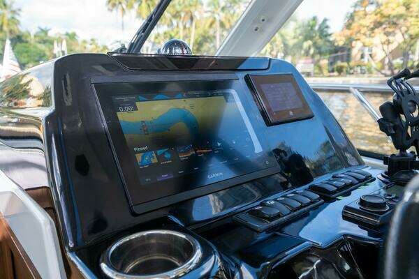 2021 Beneteau 27