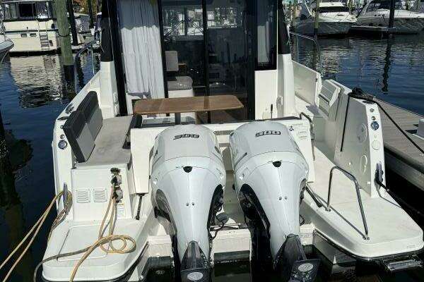 Jeanneau NC 1095 Yacht For Sale