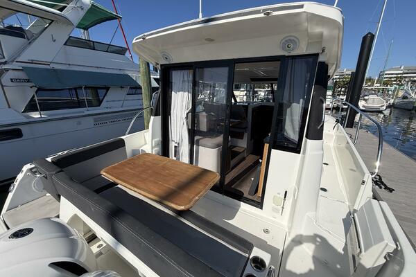 34ft Jeanneau Yacht For Sale