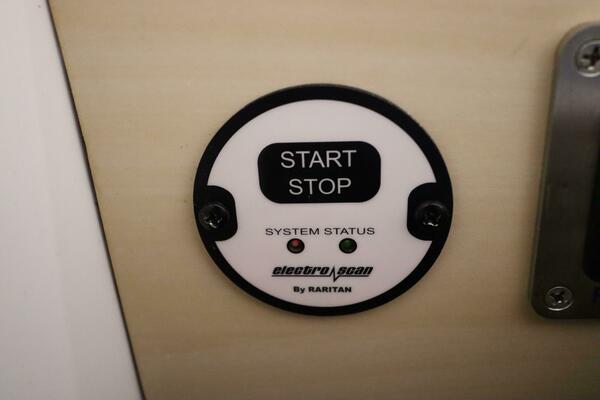 38ft Intermarine Yacht For Sale