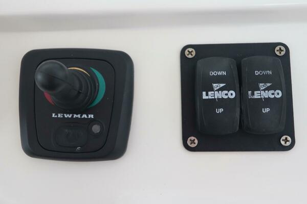 38ft Intermarine Yacht For Sale