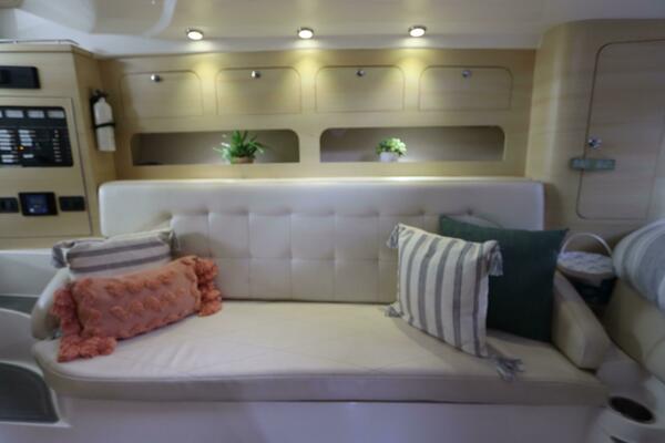 38ft Intermarine Yacht For Sale