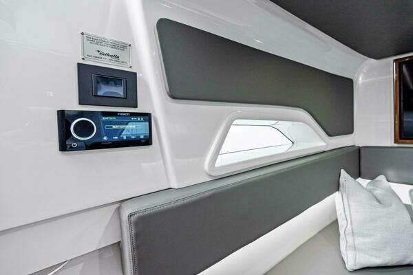 Valhalla Boatworks V46 Yacht For Sale