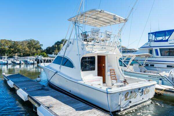 2004 Luhrs 36