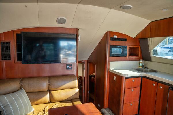 LET S GO 36ft Luhrs Yacht For Sale