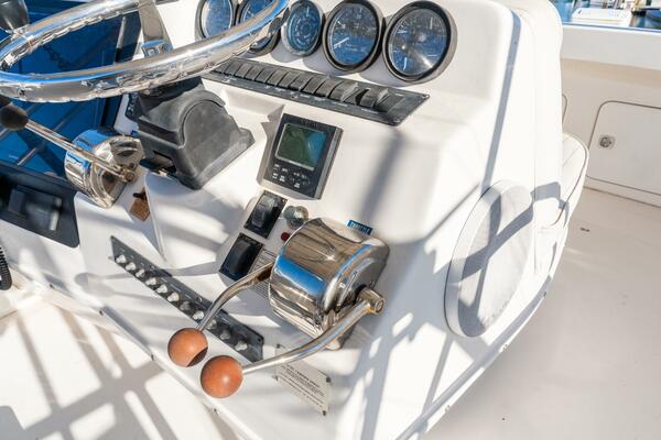 LET S GO 36ft Luhrs Yacht For Sale