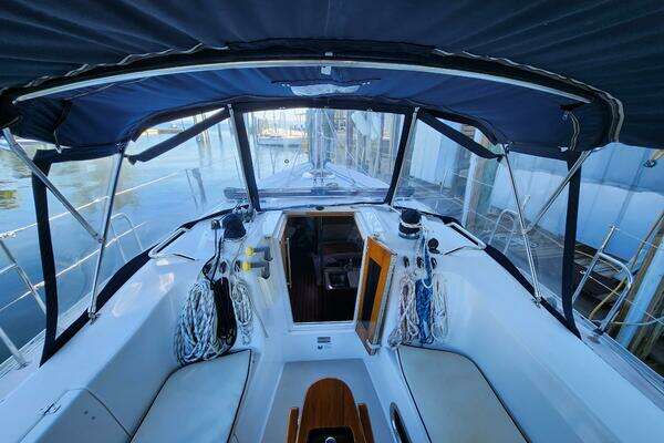 Photo of the 2012 Catalina 355 "Island Time II"