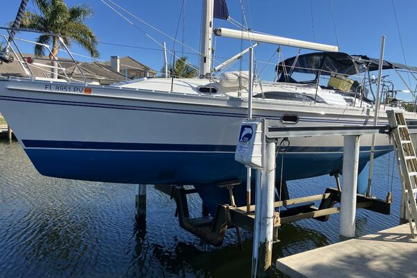 Island Time II 35ft Catalina Yacht For Sale