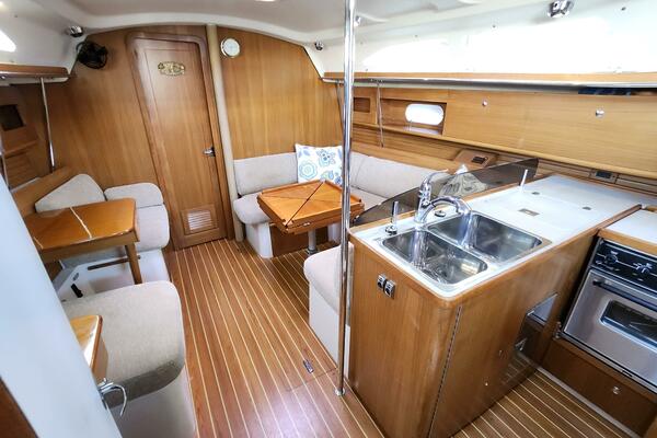 Island Time II 35ft Catalina Yacht For Sale