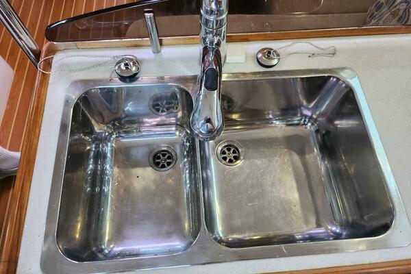 Island Time II 35ft Catalina Yacht For Sale