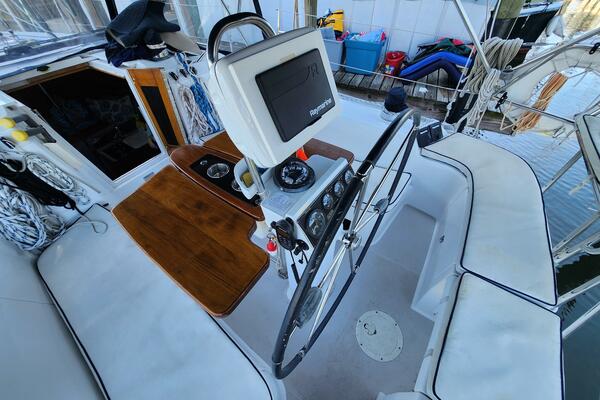 Island Time II 35ft Catalina Yacht For Sale