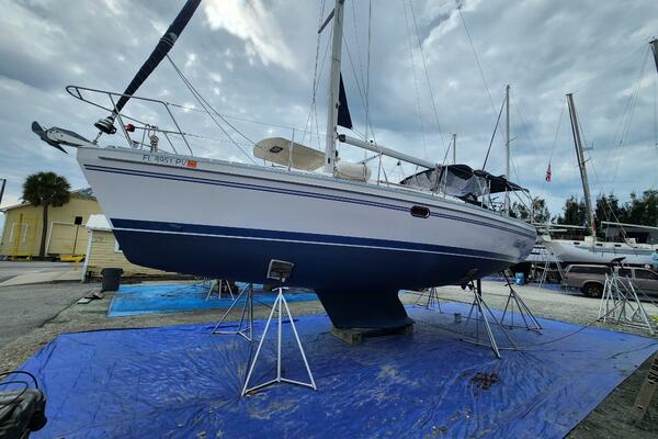 Island Time II 35ft Catalina Yacht For Sale