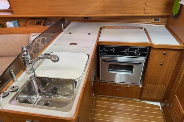 Island Time II 35ft Catalina Yacht For Sale