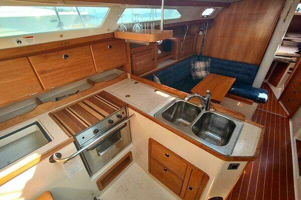 Catalina 36 MkII Yacht For Sale