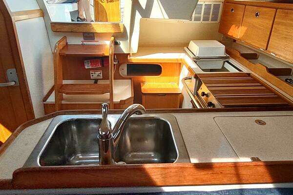 Catalina 36 MkII Yacht For Sale