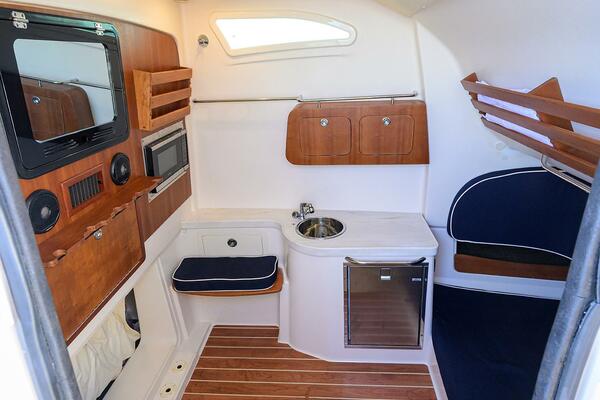 37ft Grady White Yacht For Sale