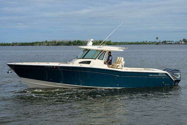 Grady-White Canyon 376 Yacht For Sale