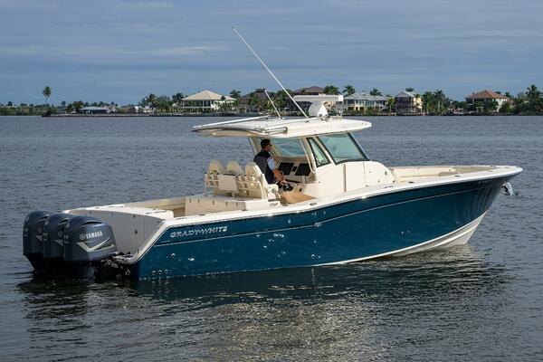 37ft Grady White Yacht For Sale