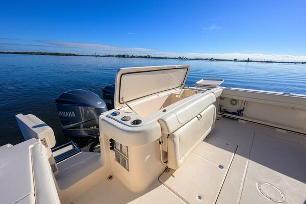 37ft Grady White Yacht For Sale