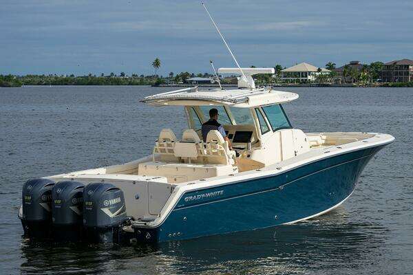Grady-White Canyon 376 Yacht For Sale