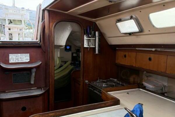 Zeiggy 35ft Beneteau Yacht For Sale