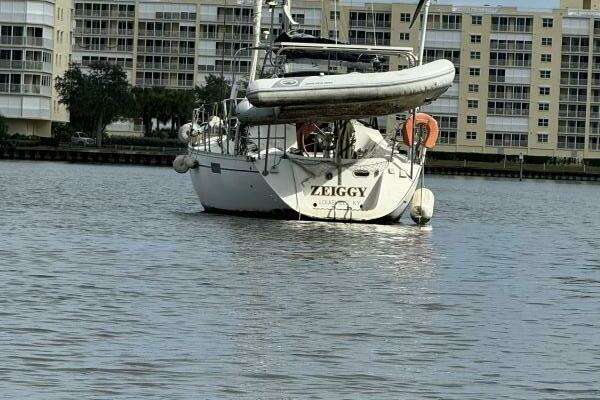 35-ft-Beneteau-1987-Oceanis 350-Zeiggy Merrit Island Florida United States  yacht for sale