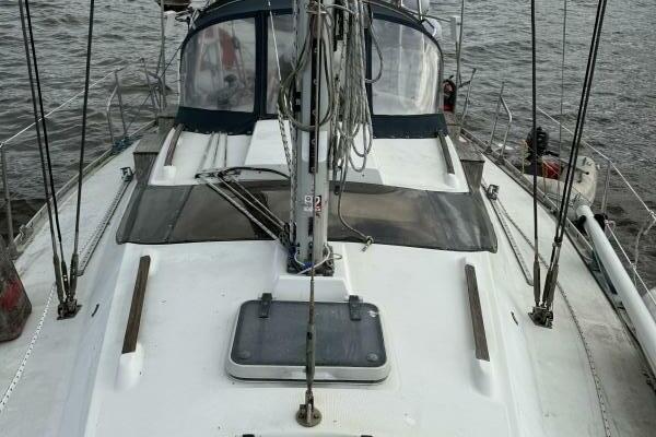 Zeiggy 35ft Beneteau Yacht For Sale