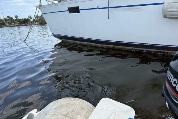 Zeiggy 35ft Beneteau Yacht For Sale