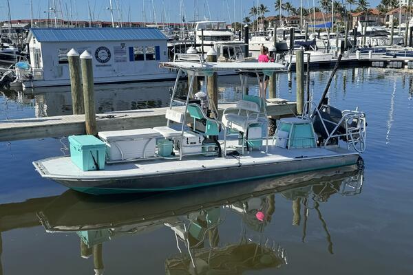 24ft Blue Fin Yacht For Sale