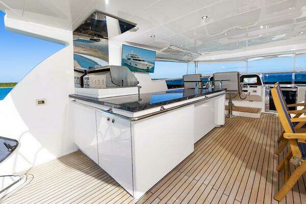 Johnson 93 Flybridge Yacht For Sale