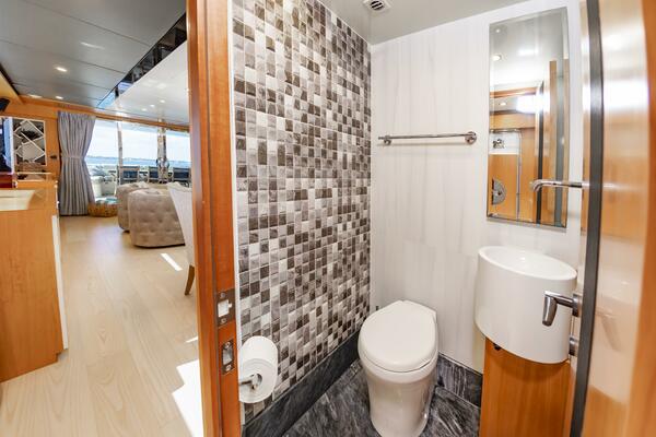 FITFO 93ft Johnson Yacht For Sale