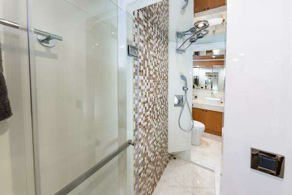 Johnson 93 Flybridge Yacht For Sale