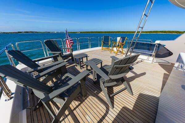 Johnson 93 Flybridge Yacht For Sale