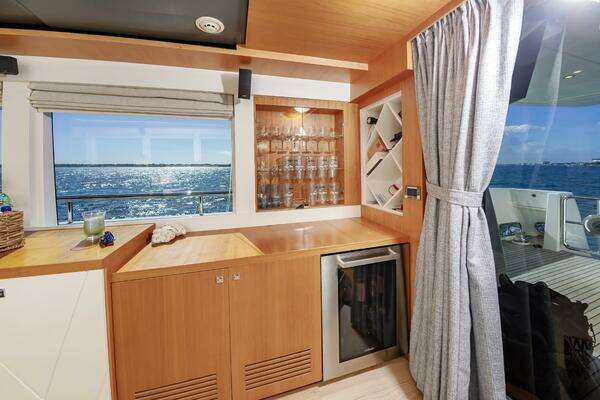 Johnson 93 Flybridge Yacht For Sale