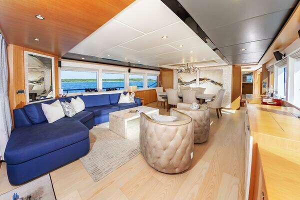 Johnson 93 Flybridge Yacht For Sale